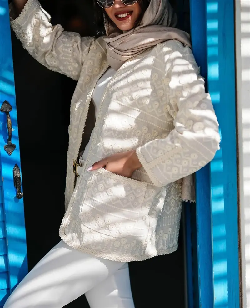 کت خامه دوزی کرم