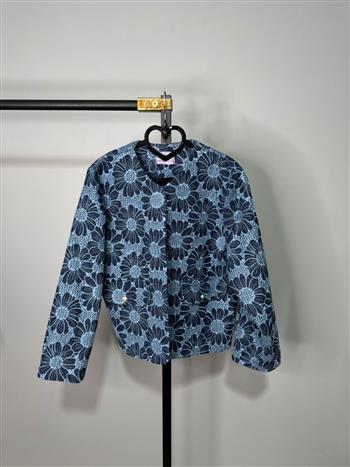 کت جین گلدوزی شده طرح 3